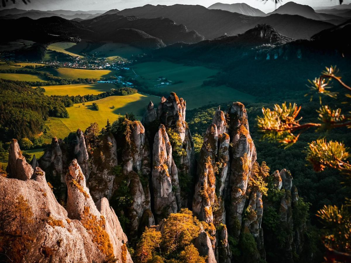 Koliba Pod Skalami Villa Sulov Buitenkant foto